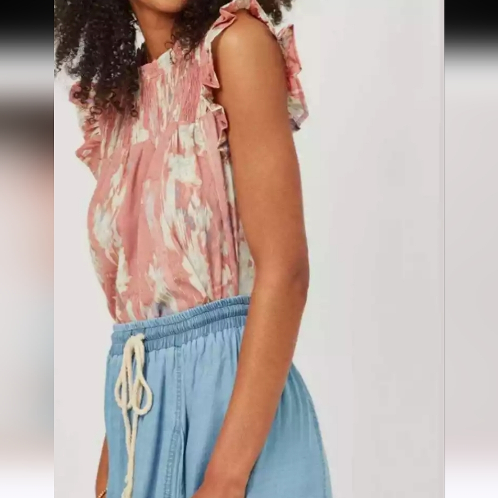 Hayden NWT Pink-Coral Watercolor Smocked Top Ruffled Top Women's Size Small - Picture 2 of 11